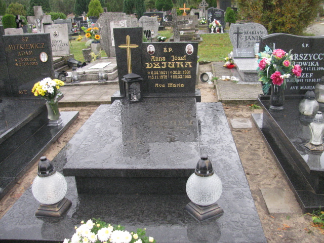Grób Józef Dziura